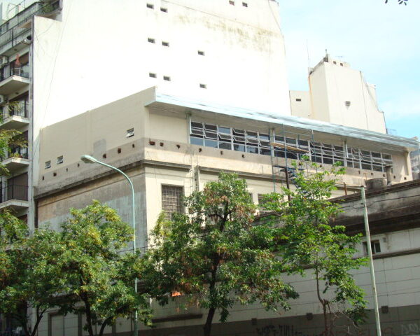 Escuela Julian Alvarez 2459